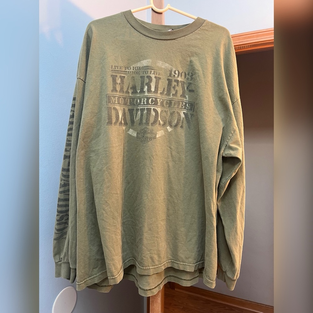 2010 Harley-Davidson Long Sleeve Shirt 🏍️